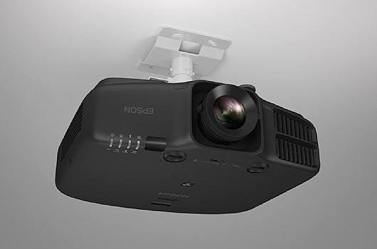 ���� Epson EB-G6900WU WUXGA 6000 Lumens